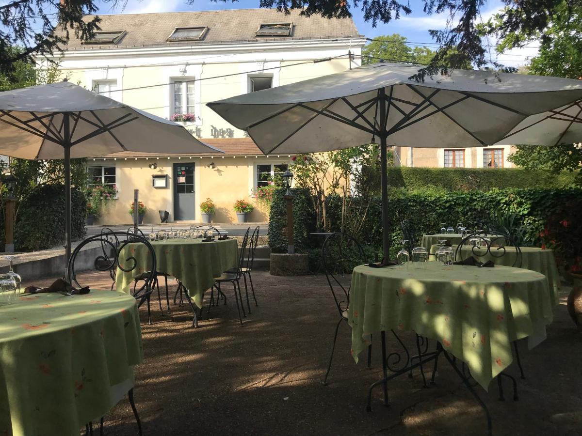 L'Auberge Du Port Des Roches Luche-Pringe Exterior foto